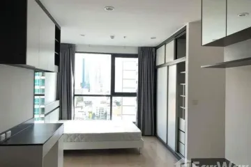 Condo for sale in Ideo Q Chula - Samyan, Maha Phruettharam, Bangkok near MRT Sam Yan