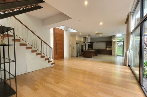 4 Bedroom House for rent in Khlong Tan Nuea, Bangkok