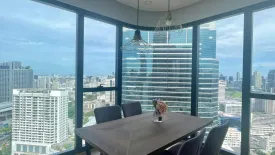 2 Bedroom Condo for sale in Si Phraya, Bangkok near MRT Sam Yan