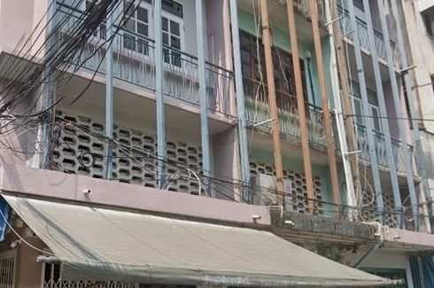 1 Bedroom Townhouse for rent in Bang Rak, Bangkok near BTS Charoen Nakhon