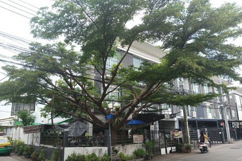 4 Bedroom Townhouse for sale in I Place, Lat Phrao, Bangkok