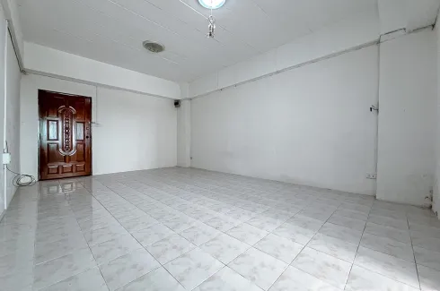 1 Bedroom Condo for sale in Keerasap Mansion Ville, Ram Inthra, Bangkok near MRT Synphaet