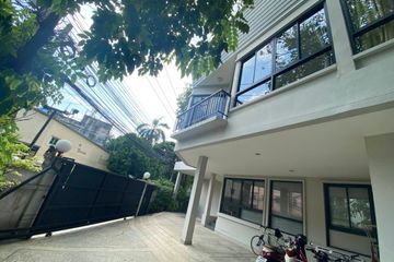 2 Bedroom Condo for rent in Phra Khanong, Bangkok near BTS Thong Lo