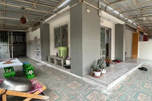3 Bedroom Townhouse for sale in Ban Khlong Suan, Samut Prakan
