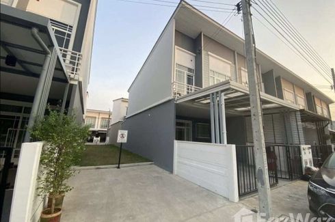 4 Bedroom Townhouse for sale in Bang Chak, Samut Prakan