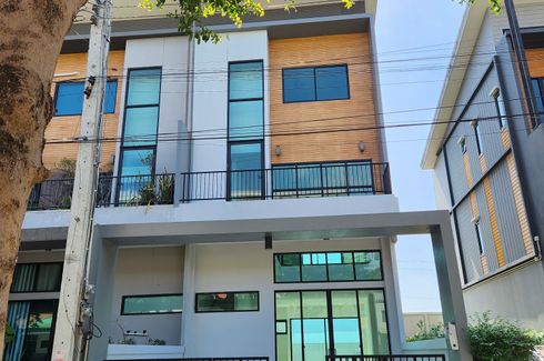 3 Bedroom Townhouse for sale in Eco Space Bangna, Bang Kaeo, Samut Prakan