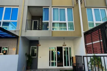 3 Bedroom Townhouse for sale in Bang Kaeo, Samut Prakan