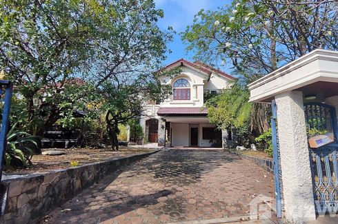3 Bedroom House for sale in Baan Ladawan Srinakarin, Samrong Nuea, Samut Prakan near MRT Si Bearing