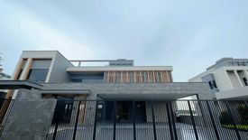 7 Bedroom House for sale in Lake Legend Bangna - Suvarnabhumi, Racha Thewa, Samut Prakan