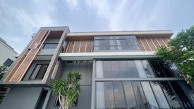 5 Bedroom House for sale in Lake Legend Bangna - Suvarnabhumi, Racha Thewa, Samut Prakan