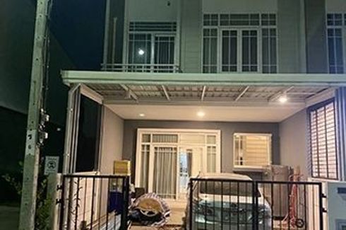 3 Bedroom Townhouse for sale in Bang Chak, Samut Prakan