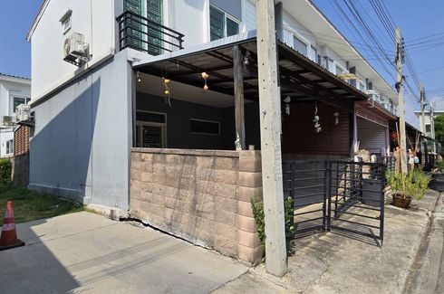 3 Bedroom Townhouse for sale in Gusto Bangna – Suwannabhumi, Sisa Chorakhe Yai, Samut Prakan