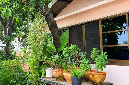 3 Bedroom House for sale in Thepharak, Samut Prakan