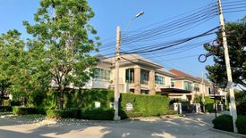 5 Bedroom House for sale in Thepharak, Samut Prakan