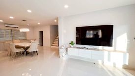 4 Bedroom Apartment for rent in Centro Bangna, Bang Kaeo, Samut Prakan