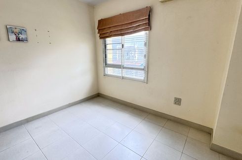 3 Bedroom Townhouse for sale in Nirun Vill 10, Bang Chalong, Samut Prakan