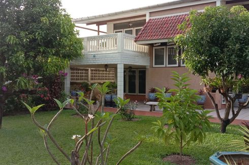 6 Bedroom House for sale in Samrong Nuea, Samut Prakan near BTS Bearing