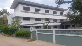 3 Bedroom Commercial for sale in Samrong Nuea, Samut Prakan