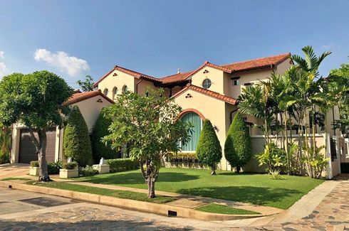 4 Bedroom Villa for sale in Bang Kaeo, Samut Prakan