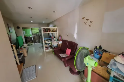 3 Bedroom Townhouse for sale in Bang Kaeo, Samut Prakan