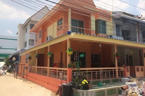4 Bedroom Townhouse for sale in Bang Sao Thong, Samut Prakan