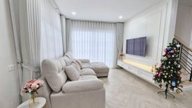 4 Bedroom House for rent in Samrong Nuea, Samut Prakan near MRT Thipphawan