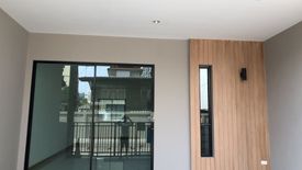 3 Bedroom Townhouse for rent in The Canvas Sukhumvit- Samrong, Samrong, Samut Prakan near BTS Samrong