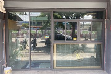 1 Bedroom Townhouse for rent in Bang Khru, Samut Prakan