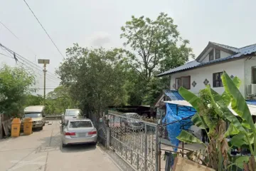 3 Bedroom House for sale in Racha Thewa, Samut Prakan