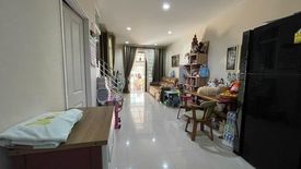 3 Bedroom Townhouse for sale in Golden Town 2 Srinakarin-Sukhumvit, Phraek Sa, Samut Prakan