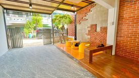 3 Bedroom Townhouse for sale in K.C. Ramintra 2, Sam Wa Tawan Tok, Bangkok