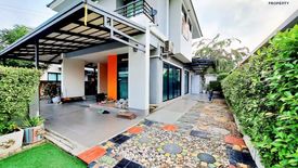 3 Bedroom House for sale in Sam Wa Tawan Tok, Bangkok