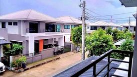 3 Bedroom House for sale in Sam Wa Tawan Tok, Bangkok