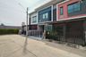 3 Bedroom Townhouse for sale in Siri Place Phetkasem - Sai 4, Suan Luang, Samut Sakhon