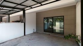 3 Bedroom Townhouse for sale in Pruksa Lite Lox Sukhumvit-Theparak, Bang Mueang Mai, Samut Prakan