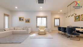 3 Bedroom House for sale in Bowon Niwet, Bangkok near MRT Sanam Luang