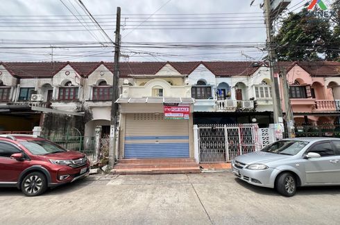 3 Bedroom Townhouse for sale in Nuan Chan, Bangkok