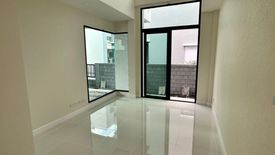 4 Bedroom Townhouse for rent in Saphan Sung, Bangkok