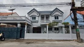 6 Bedroom House for rent in Bang Chak, Bangkok