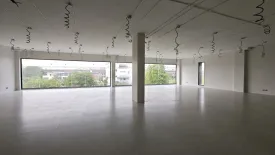 Office for rent in Suan Luang, Bangkok near MRT Phatthanakan