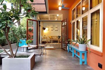 2 Bedroom House for rent in Khlong Tan Nuea, Bangkok