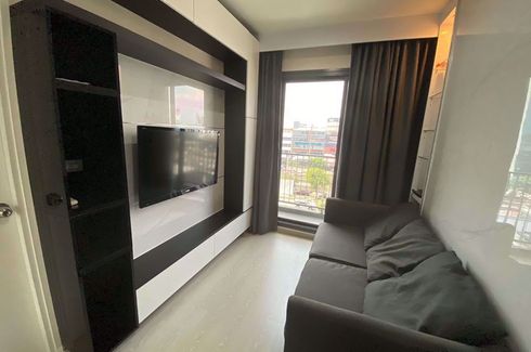 1 Bedroom Condo for sale in Huai Khwang, Bangkok near MRT Huai Khwang