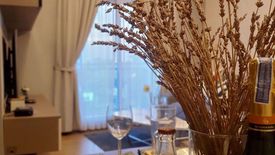 2 Bedroom Condo for sale in Thru Thonglor, Bang Kapi, Bangkok near MRT Phetchaburi