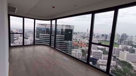 2 Bedroom Condo for sale in Ashton Chula - Silom, Maha Phruettharam, Bangkok near MRT Sam Yan