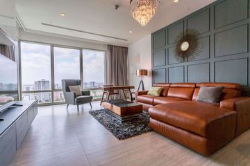 2 Bedroom Condo for rent in 185 Rajadamri, Lumpini, Bangkok near BTS Ratchadamri