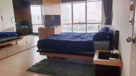 1 Bedroom Condo for rent in Baan Sathorn Chaopraya, Khlong Ton Sai, Bangkok near BTS Krung Thon Buri