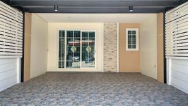 4 Bedroom Townhouse for sale in Golden Town Srinakarin-Sukhumvit, Phraek Sa, Samut Prakan