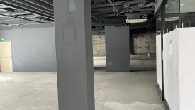 Commercial for rent in Khlong Tan Nuea, Bangkok near BTS Phrom Phong