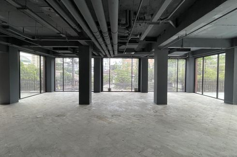 Commercial for rent in Khlong Tan Nuea, Bangkok near BTS Phrom Phong