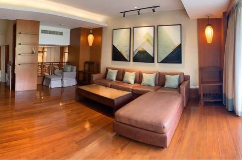 3 Bedroom House for sale in Prompak Place, Khlong Tan Nuea, Bangkok